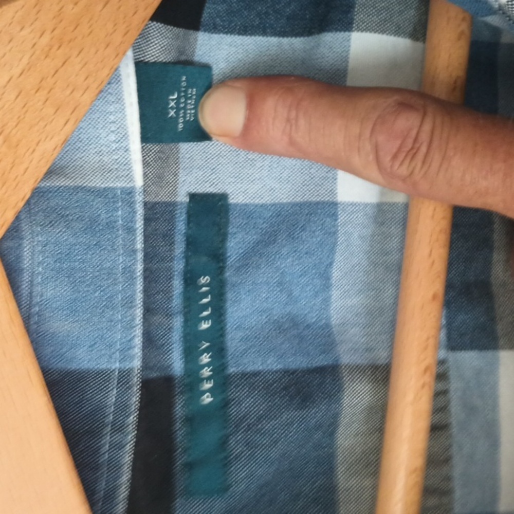Perry Ellis Navy and White Checkered Shirt - Picture 2 of 3